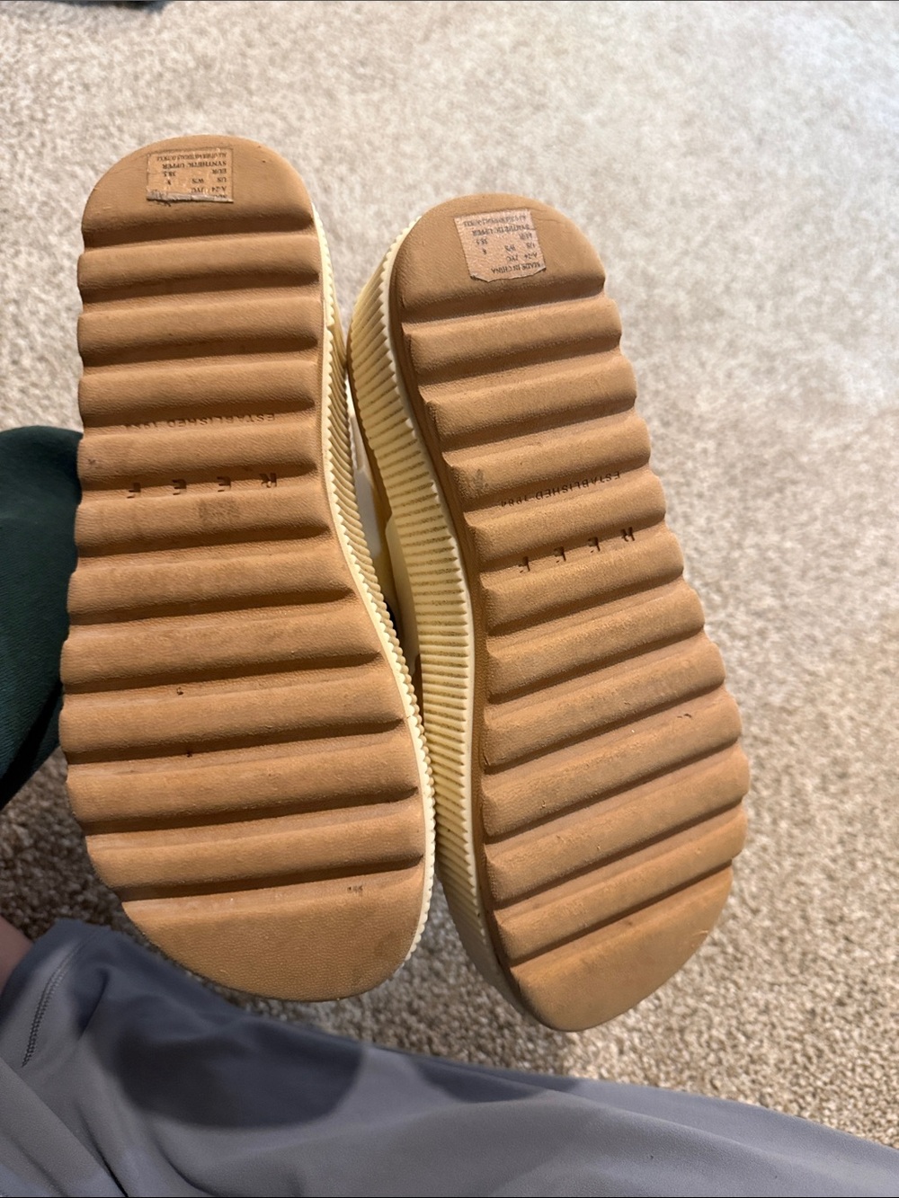 Reef Women's Cream Elastic Strap Platform Sandals - Picture 4 of 5